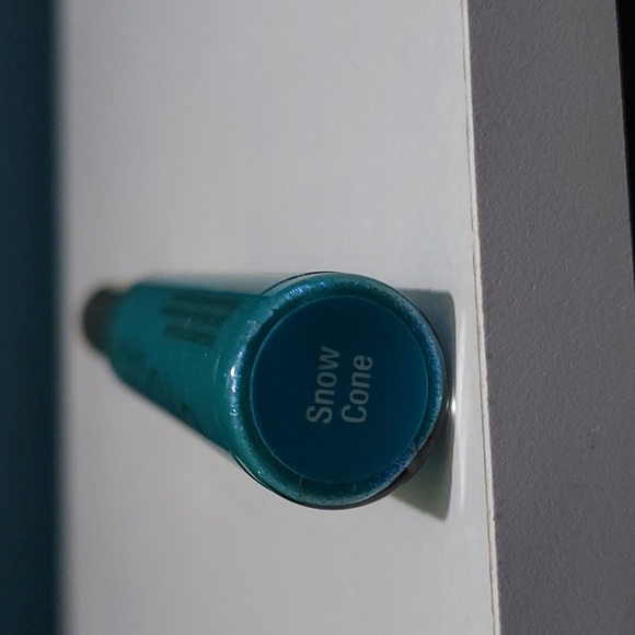 LipSense Lip Color Snow Cone - Picture 3 of 4